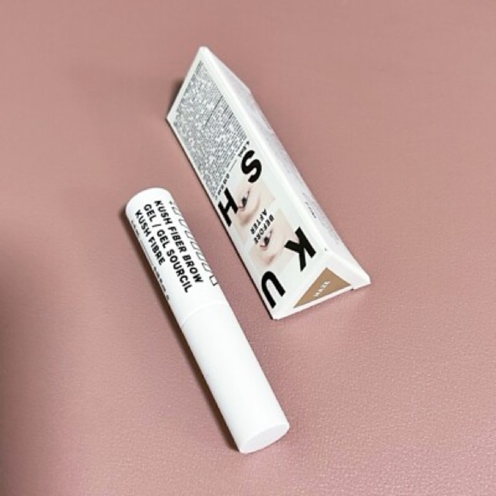 Milk Makeup Kush Fiber Brow Gel in HAZE